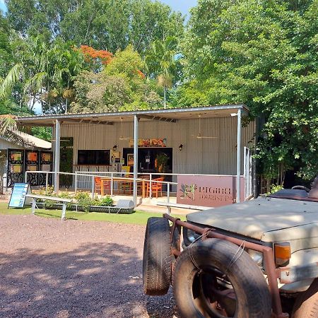 Litchfield Tourist Park Hotel Batchelor Bagian luar foto