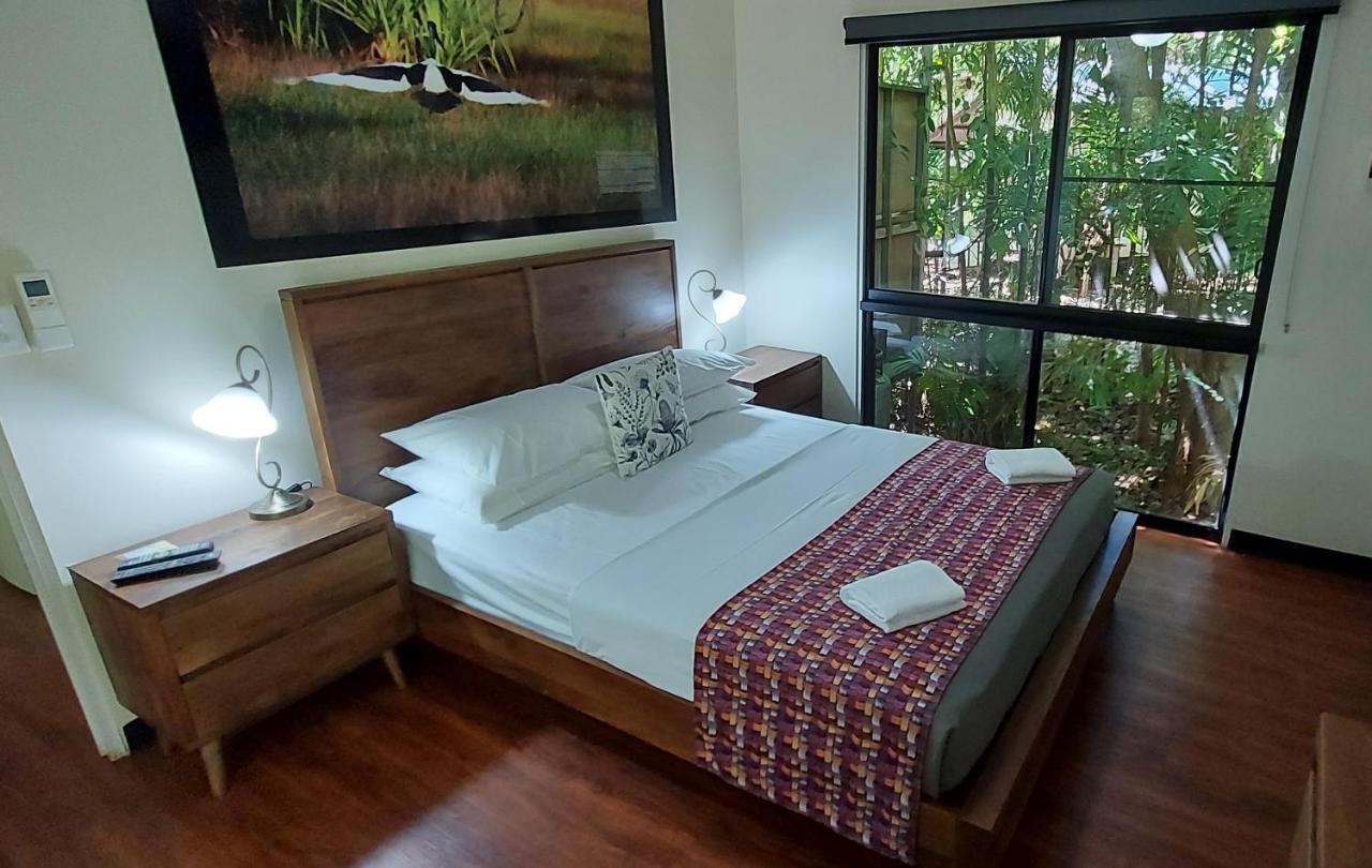 Litchfield Tourist Park Hotel Batchelor Bagian luar foto