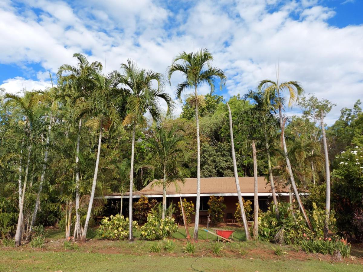 Litchfield Tourist Park Hotel Batchelor Bagian luar foto