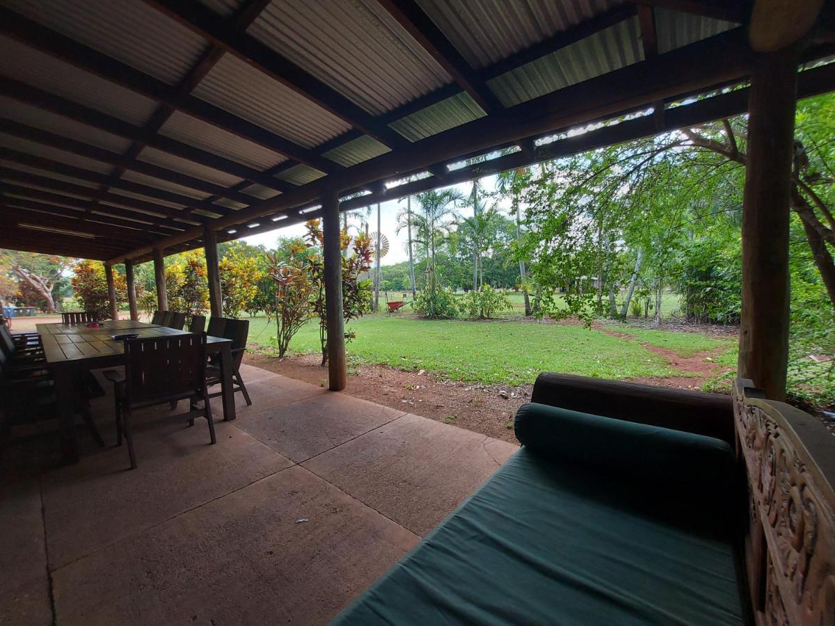 Litchfield Tourist Park Hotel Batchelor Bagian luar foto