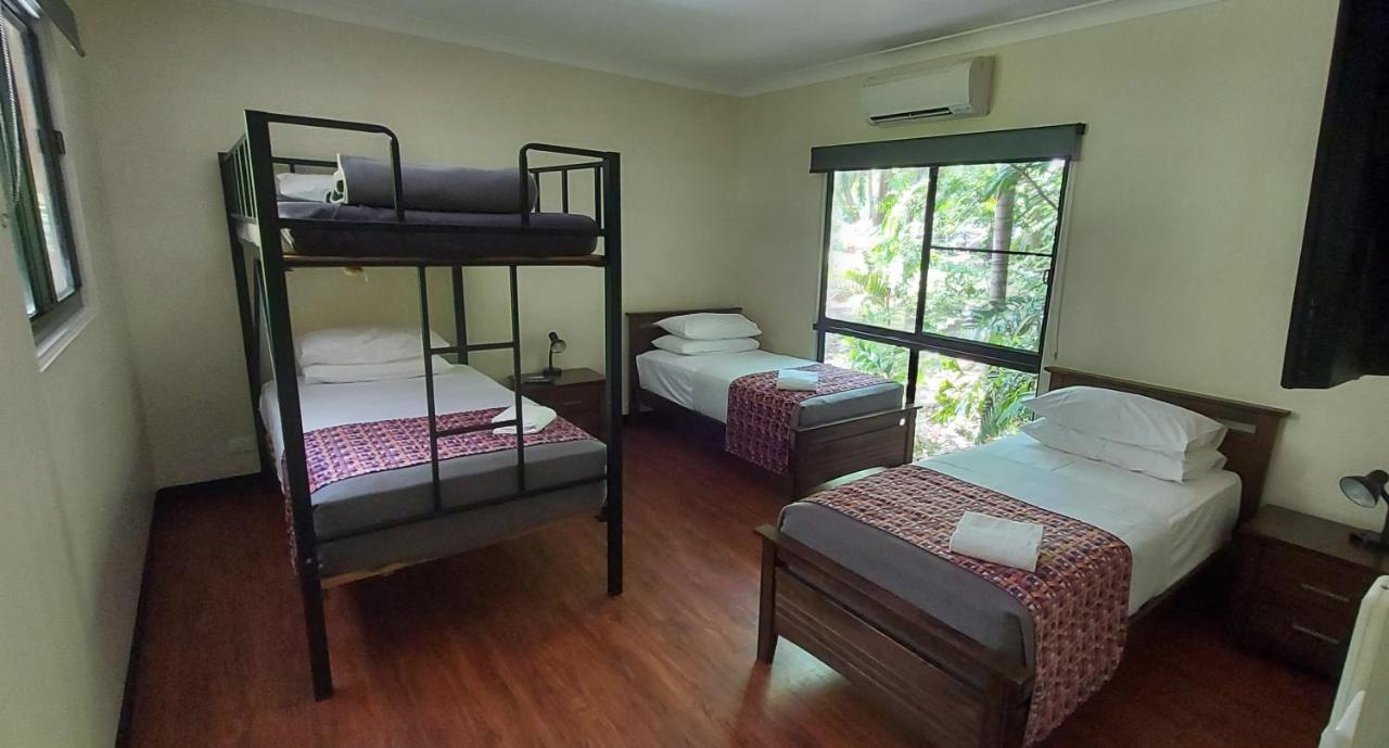 Litchfield Tourist Park Hotel Batchelor Bagian luar foto